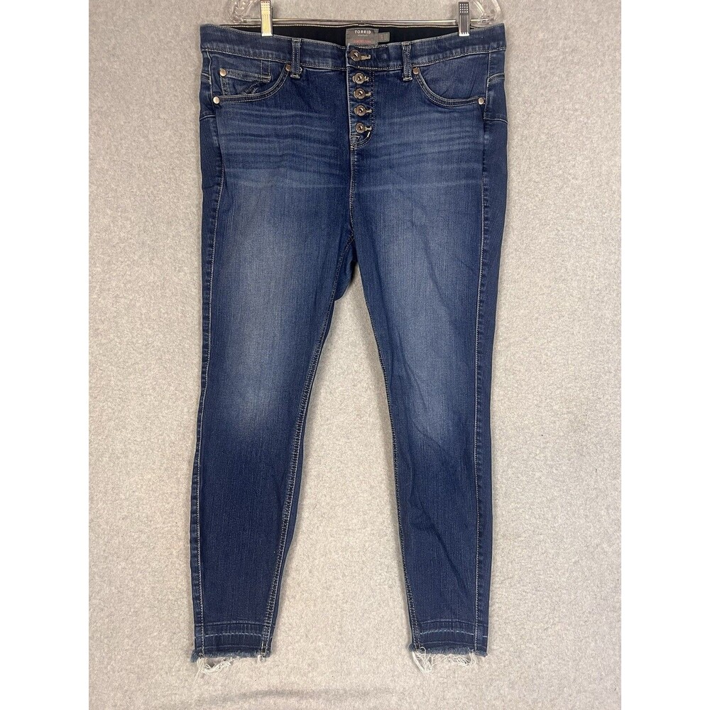 Torrid Bombshell Skinny Jeans Women's 18 Blue Feel The Fit Stretch Button Fly